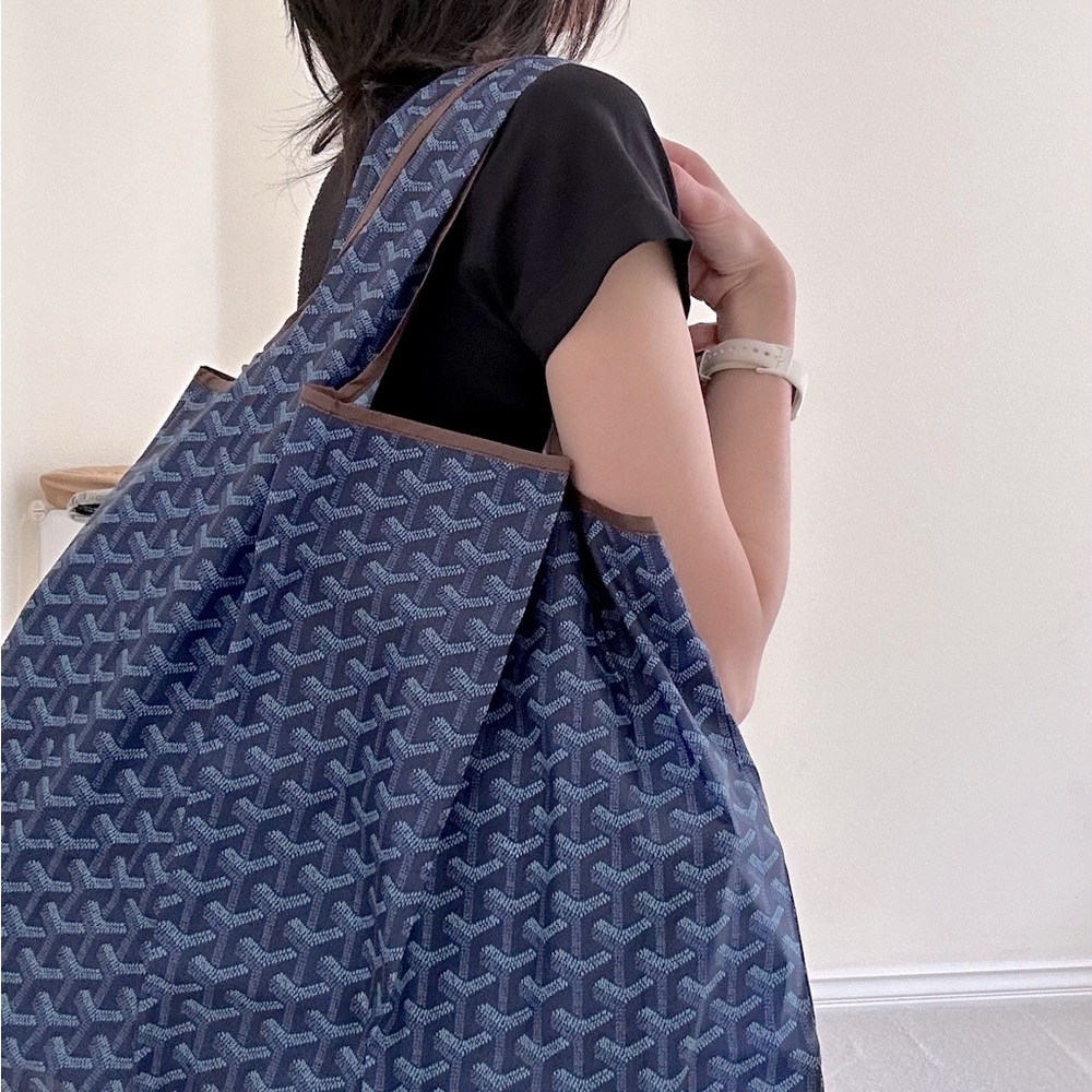Reuseable Bags Foldable, shoppers bag, summer tote, travel bag, vacation bag
